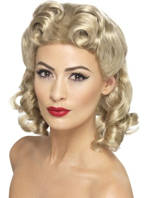 How to Create a Retro 1940s Hairstyle