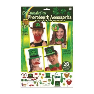 St Patrick's Day Photo Booth by Hollywood Fancy Dress